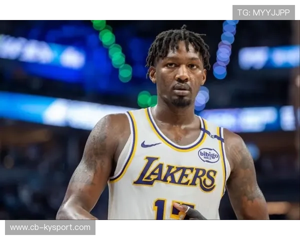 BronMuse对比拉拉维亚＆芬尼-史密斯并发问：谁更香？